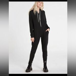 Volcom Black Lived In Lounge Full Zip Hoodie Onepiece Jumpsuit Womens 
XS